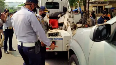 JAKARTA PSBB KETAT: Jalan Jatinegara Timur Kerap Penuh Massa, Sejumlah PKL dan Parkir Liar Ditertibkan