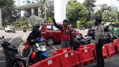Pengalihan arus karena demonstrasi/ Suara.com