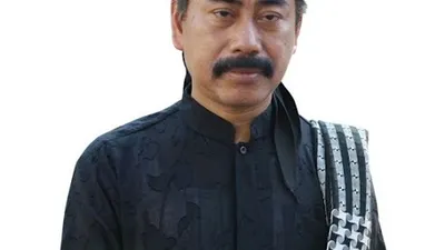 Ketua Umum Padepokan Dakwah Sunan Kalijaga (Padasuka), KH. Syarif Rahmat RA