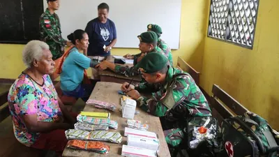 Warga Kampung Kuler Papua Sambut Baik Pengobatan Gratis dari Satgas Pamtas TNI
