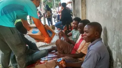 Para Pencari Suaka Masih di Trotoar Jalan, Begini Kondisinya