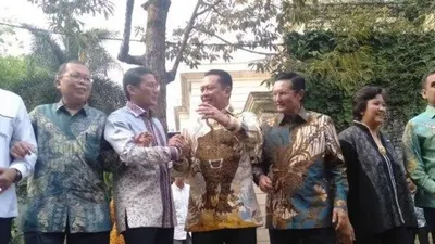 Pimpinan MPR mendatangi mantan cawapres Sandiaga Uno di Kebayoran Baru, Jakarta, Senin (14/10/2019)/Tribunnews