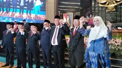 Prasetio Edi Marsudi,  Mohamad Taufik, Abdurahman Suhaimi, Misan Samasuri, dan Zita Anjani usai pelantikan sebagai pimpinan DPRD DKI Jakarta, Senin (14/10/2019)/Ayojakarta.com