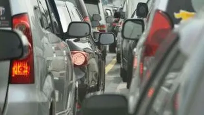 Galian Drainase Bikin Jalan Centex Macet Parah