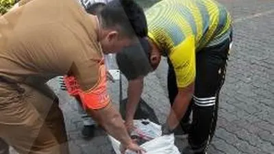 Razia penggunaan kantong plastik di lingkungan Pemkot Bekasi/Ayobekasi.net