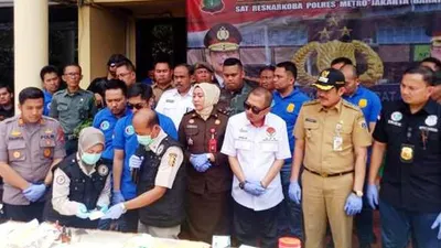 Polres Jakbar Musnahkan 37 Kilogram Ganja dan Ribuan Butir Ekstasi