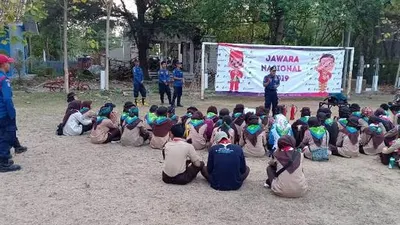 Anggota pramuka Kwarcab Kepulauan Seribu kembali ke pulau masing-masing usai mengikuti Pertikawan 2019 di Bumi Perkemahan Cibubur, 18-25 November 2019 (pulauseribu.jakarta.go.id)