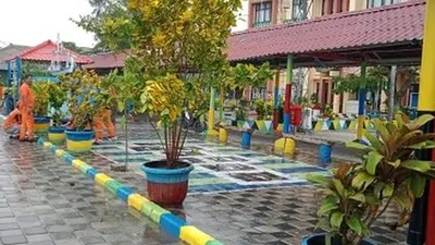 Kelurahan Pulau Kelapa mempercantik diri dengan warna warni (pulauseribu.jakarta.go.id)