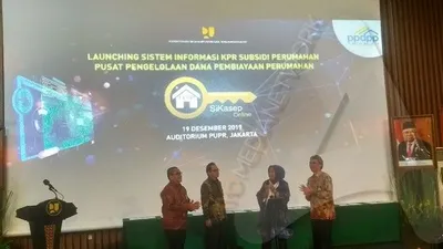 Penandatanganan Perjanjian Kerjasama Operasional (PKO) Penyaluran FLPP Tahun Anggaran 2020 Antara Badan Layanan Umum Pusat Pengelolaan Dana Pembiayaan Perumahan Kementerian Pekerjaan Umum dan Perumahan Rakyat (BLU PPDPP Kementerian PUPR) dengan 37 Bank Pelaksana (Ayojakarta.com/Hendy Dinata)