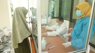 Pemkab Bekasi Fasilitasi Rapid Test Covid-19 Santri Ponpes Gontor