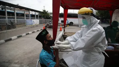 ilustrasi rapid antigen covid-19 di Terminal Tanjung Priok/ dok