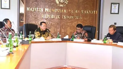 Rapat Pimpinan MPR di Jakarta (Ketua MPR RI)