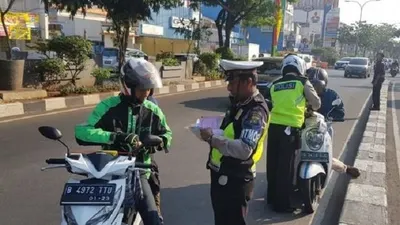 Razia Lalu Lintas/Motorplus-Online.com