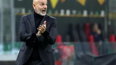 Pelatih AC Milan, Stefano Pioli. Foto: EPA-EFE/MATTEO BAZZI