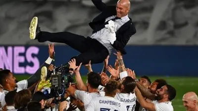 SELAMAT! Brace Benzema Antar Real Madrid Juara La Liga