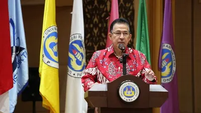 Rektor UI Prof. Muhammad Anis