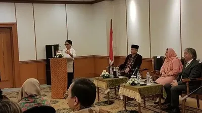 Menteri Luar Negeri, Retno Marsudi saat membuka Dialogue of the Role of Women in Building and Sustaining Peace: Women as Agent of Peace and Prosperity, yang diikuti 38 perempuan Afghanistan (Antara - Yashinta Difa)