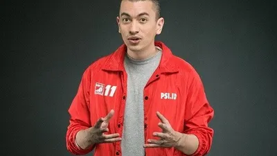 Politisi PSI Rian Ernest