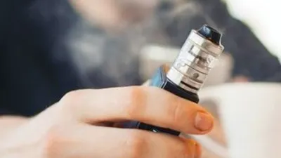 Ilustrasi rokok elektrik (Shutterstock)
