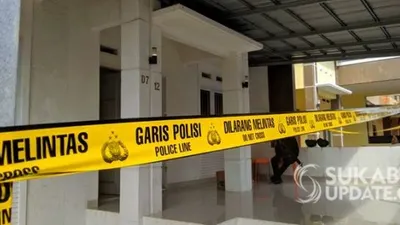 Rumah di Perum Villa Taman Anggrek RT 01/25 Desa Sukaraja Kecamatan Sukaraja, Kabupaten Sukabumi digaris polisi, Kamis (4/6/2020) dalam penggrebekan narkotika oleh Satgasus Merah Putih. (Sumber Foto:Sukambumi update)