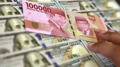 Ilustrasi penguatan rupiah (CNN/Antara Foto/Puspa Perwitasari)
