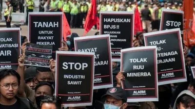 Unjuk rasa menolak pengesahan RUU yang dianggap merugikan Rakyat/Antara