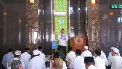 Sekda DKI Saefullah dalam peresmikan Masjid Jami Al-Istikomah di Kelurahan Tugu Selatan/utara.jakarta.go.id
