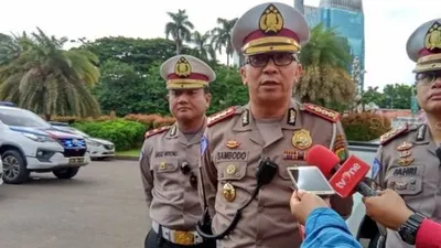 Direktur Lalu Lintas Polda Metro Jaya Kombes Sambodo Purnomo Yogo saat ditemui wartawan terkait aksi 212 yang akan digelar di kawasan Patung Kuda, Jakarta Pusat. (Suara.com/Arga).