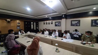 Samsat Kota Bogor bebaskan denda pajak kendaraan hingga 23 Desember. (dok)