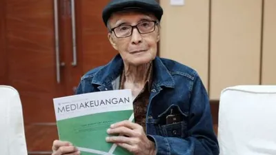 Sapardi Djoko Damono (wikipedia)