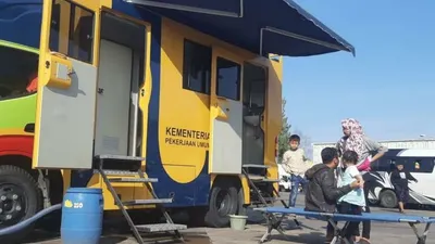 Kementerian Pekerjaan Umum dan Perumahan Rakyat (PUPR) juga menyediakan layanan sarana dan prasarana (sarpras) dalam mendukung arus mudik maupun balik Natal dan Tahun Baru 2020 (Nataru). (Dok, Birkom Publik PUPR)