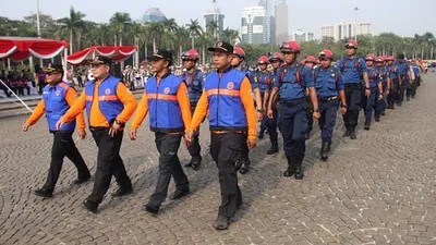 Satuan Tugas (Satgas) Terpadu Karhutla yang dilepas Gubernur DKI Jakarta, Anies Baswedan, di Lapangan Monas, Jakarta Pusat, Selasa pagi (17/9/2019)/Twitter @DKIJakarta