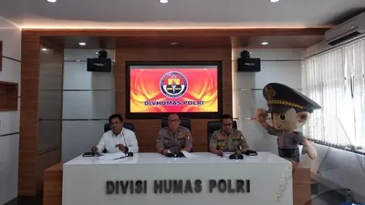 Kepala Subdit V Direktorat Tipidum Bareskrim Kombes Chuzaini Patoppoi saat jumpa pers di Mabes Polri/Ayojakarta.com-Dhika Alam Noor