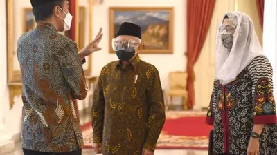 Wapres RI Ma'ruf Amin bersama Presiden RI Jokowi, dan Menkeu Sri Mulyani (dok. warpresri.go.id)