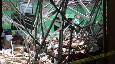 Proses Hukum Ambruknya SDN di Pasuruan Tunggu Hasil Labfor