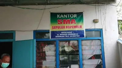 Kantor SMA Sepuluh Nopember (dok)