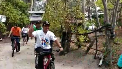 Peserta bersepeda keliling Pulau Tidung/pulauseribu.jakarta.go.id