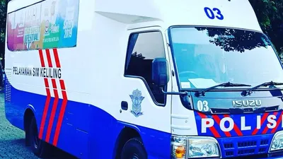 Mobil pelayanan SIM Keliing (@TMCPoldaMetro)