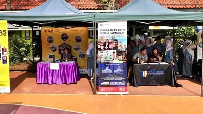 Bagikan Informasi Tentang Perguruan Tinggi, SMAN 40 Kembali Gelar Education Fair