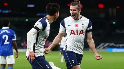 Son Heung-min dan Gareth Bale menjadi andalan lini serang Tottenham Hotspur musim ini. (Twitter Tottenham)