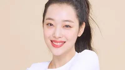 Sulli/Koreaboo.com
