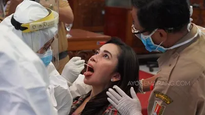 Jadi Contoh Baik, Anggota DPRD Kota Semarang Jalani Tes Swab