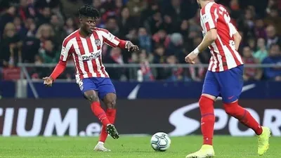 Gelandang Arsenal Thomas Partey dikonformasi cedera saat timnya berlaga kontra Aston Villa  / instagram:  thomaspartey5