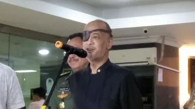 Thareq Kemal Habibie di RSPAD)/Ayojakarta.com