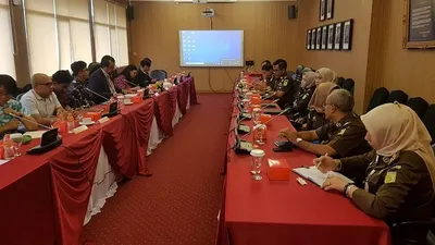 Pertemuan Kaban Diklat Kejaksaan RI, Setia Untung Arimuladi dan Koordinator wilayah Pencegahan KPK, Dian Patria di  ruang Rapat Bilateral gedung Wira Badan Diklat Kejaksaan RI, Ragunan Jakarta, Kamis (5/3/2020).
