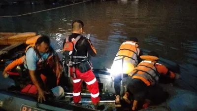 Refano, Bocah Tenggelam di Ciliwung Ditemukan Meninggal Dunia