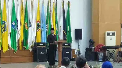 Tjahjo Kumolo saat menyampaikan pidato dalam acara sertijab mendagri periode 2019-2024 di kantor Kemendagri, Jakarta, Rabu (23/10/2019)/Ayojakarta.com