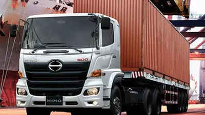 Pemkot Jakut Kaji Pembatasan Waktu Operasional Truk Trailer