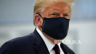 Positif Covid-19, Presiden Donald Trump Dirawat di Walter Reed
