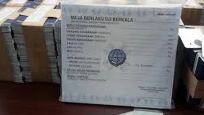 Ayah dan Anak Pemalsu Kir di Jakut Dibekuk Polisi